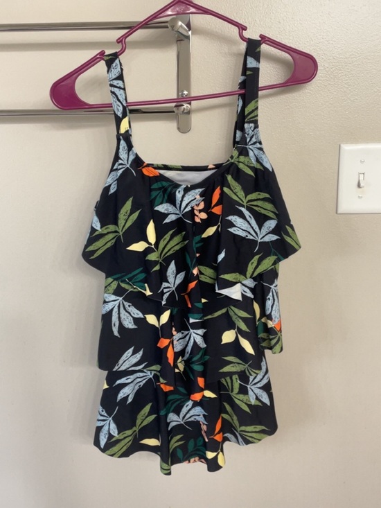 Septangle Other - Black Floral Ruffle Tankini Top - Multicolor Leaf Print